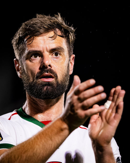 Late Bolger wondergoal not enough as Longford pull into play-off places